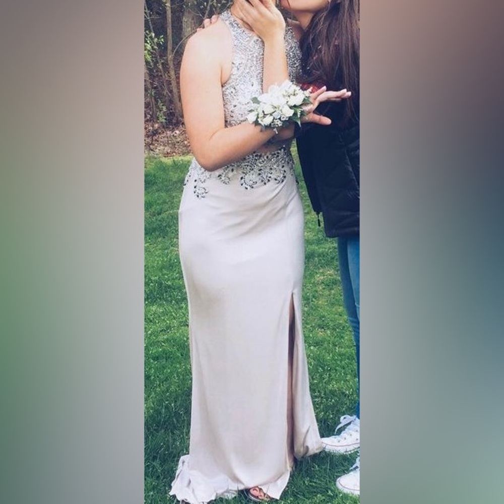 Prom Dress - Picture 4 of 4